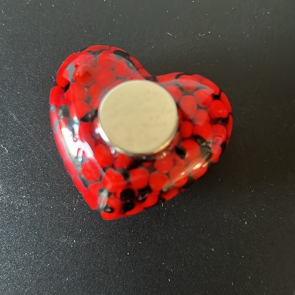 NWOT 🆕 Huayruros 3D Heart-Shaped Decor Accent, with magnet. - Picture 2 of 9